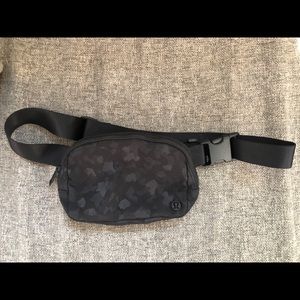 Lululemon Belt Bag